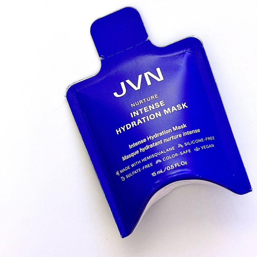 💙🤍 NEW! JVN Hydrating Hair Mask - 0.5 Fl oz